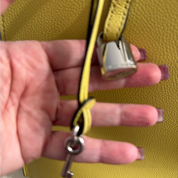 Marc Jacobs Tote - Picture 3 of 12